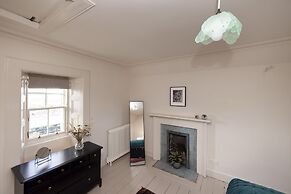 JOIVY Observatory House