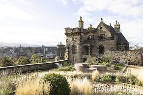 JOIVY Observatory House