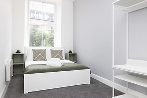 JOIVY Glamorous1-Bed Flat Overlooking Grassmarket