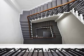 JOIVY Splendid 2-Br Apartment In New Town