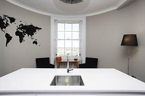 JOIVY Splendid 2-Br Apartment In New Town