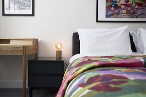 JOIVY Splendid 2-Br Apartment In New Town