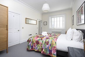 JOIVY Splendid 2-Br Apartment In New Town