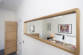 JOIVY Splendid 2-Br Apartment In New Town