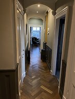 JOIVY Luxury Old Town Apartment