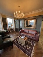 JOIVY Luxury Old Town Apartment