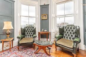 JOIVY Luxury Old Town Apartment