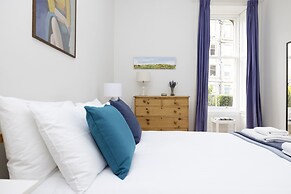 JOIVY 3-Bed Meadows Flat Near Castle & Royal Mile