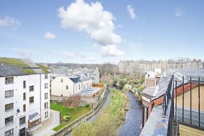 JOIVY Modern 1-Br Apt W/ Communal Terrace In Trendy Stockbridge