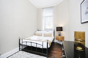 JOIVY Modern 1-Br Apt W/ Communal Terrace In Trendy Stockbridge