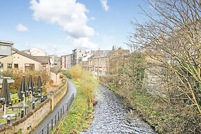 JOIVY Modern 1-Br Apt W/ Communal Terrace In Trendy Stockbridge