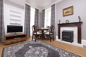 JOIVY Charming 2-Bed Flat Near Edinburgh Castle