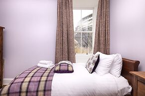 JOIVY Charming 2-Bed Flat Near Edinburgh Castle