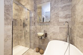 JOIVY Charming 2-Bed Flat Near Edinburgh Castle