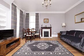 JOIVY Charming 2-Bed Flat Near Edinburgh Castle