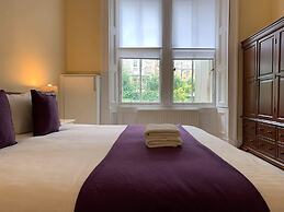JOIVY Adorable 1 Bed Flat Near West End
