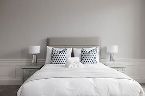 JOIVY Luxurious 2 Br Apt On Notable George Street