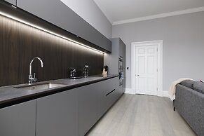 JOIVY Luxurious 2 Br Apt On Notable George Street