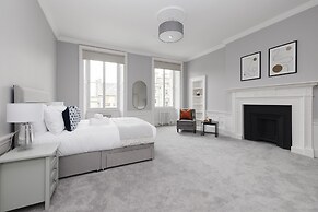 JOIVY Luxurious 2 Br Apt On Notable George Street