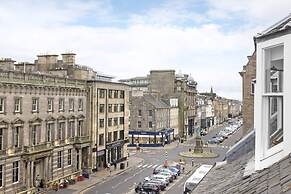 JOIVY Luxurious 2 Br Apt On Notable George Street