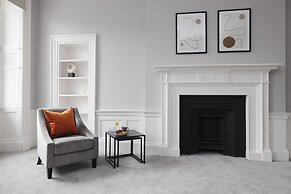 JOIVY Luxurious 2 Br Apt On Notable George Street