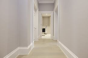 JOIVY Luxurious 2 Br Apt On Notable George Street
