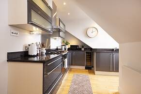 JOIVY Luxury Flat Near Edinburgh Castle