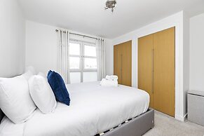 JOIVY Stunning 2-Bed Flat W/ Free Parking