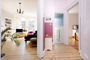 JOIVY Gorgeous 1-Bed Flat With A Shared Garden