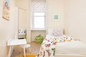 JOIVY Modern flat in City Centre - For up to 3 guests