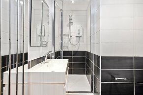 JOIVY Modern flat in City Centre - For up to 3 guests