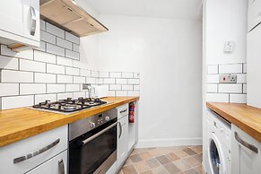 JOIVY Modern flat in City Centre - For up to 3 guests