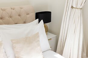 JOIVY Modern flat in City Centre - For up to 3 guests