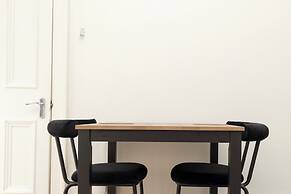 JOIVY Modern flat in City Centre - For up to 3 guests