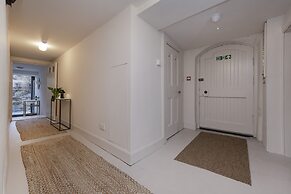 JOIVY Observatory Apartment