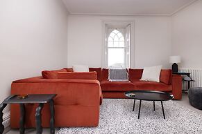 JOIVY Observatory House & Apartment