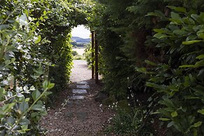 JOIVY The Nest- Cosy Holiday Cottage