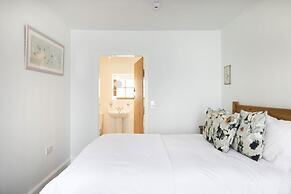 JOIVY The Nest- Cosy Holiday Cottage