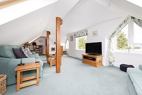 JOIVY The Nest- Cosy Holiday Cottage