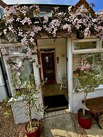 JOIVY The Nest- Cosy Holiday Cottage