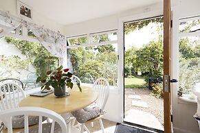 JOIVY The Nest- Cosy Holiday Cottage