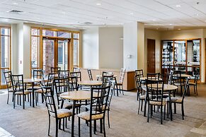 Lake View Ski Chalet