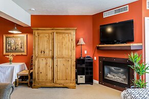 Lake View Ski Chalet