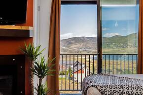 Lake View Ski Chalet