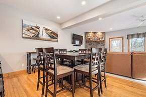 Marsh Hill Villa by Taylor Made Deep Creek