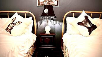 Hotel La More at The Bisbee Inn