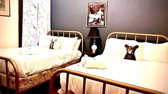 Hotel La More at The Bisbee Inn