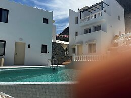 Cozy 3 Bedroom House in Hersonisos