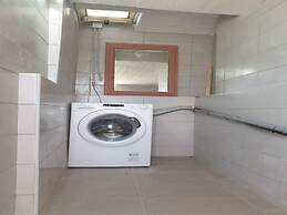 Cozy 3 Bedroom House in Hersonisos