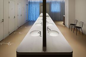 9h nine hours Ningyocho